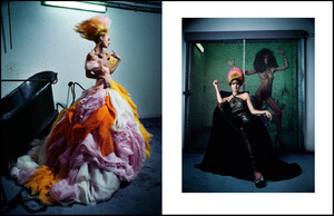 1964862202_Couture2011(4).thumb.jpg.37fbc690327ce889d2cf6b630385f4f1.jpg