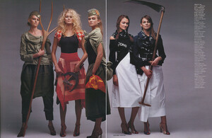 2003-11-Vogue-Russia-MB-2a.jpg