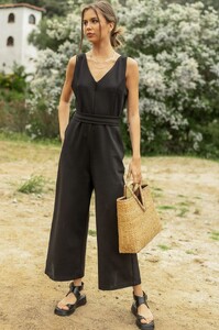 20230413_CalabasasWebCrop-845_1068x.jpg