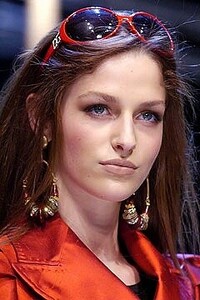 Lara s05dolceGabbana-44ee.jpg