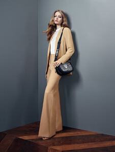 2138508098_riverislandad08.thumb.jpg.ca0e8986c217e3567f15232fb17eff28.jpg