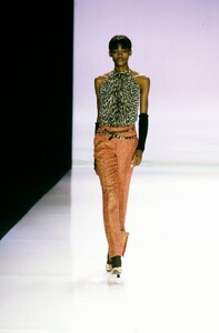 312334913_oluchionweagbajo002.thumb.jpg.2ba3cd1263fc95f7578d2981d9fcbc72.jpg