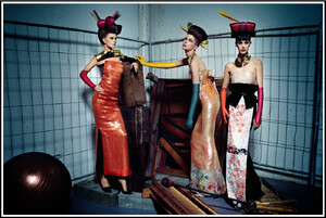 327343033_Couture2011(1).thumb.jpg.63b5370cfa2a520bd7e2f520a9377d41.jpg