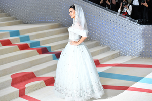 346651497_The2023MetGalaCelebratingKarlLagerfeld-ALineOfBeauty-Arrivals49.png