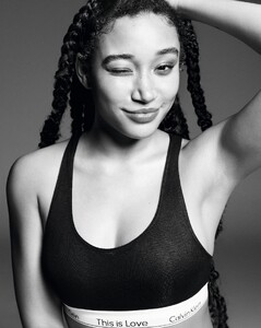 355526060_calvinklein_fw0mifwxoaauvo5.jpg