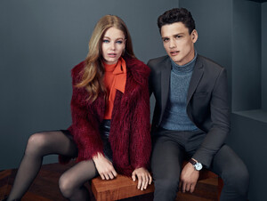 492577726_riverislandad09.thumb.jpg.74a22400469c9065b4c025f2675fb73b.jpg