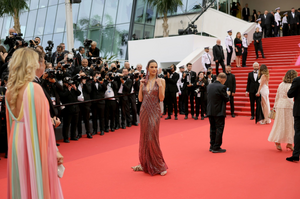 691518339_JeanneduBarryScreeningOpeningCeremonyRedCarpet-The76thAnnualCannesFilmFestival70.png