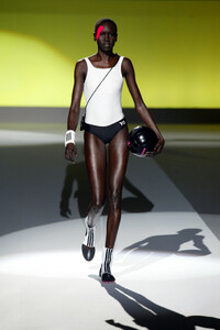 694773214_alekweky0415.thumb.jpg.8d9cad35c6a9eecc1198f4e25125e000.jpg