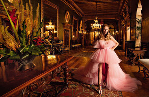 846836411_VogueParisNovember20179.thumb.jpg.51895a7339f6fa8ee5515d93a1e9ee55.jpg