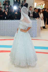 946712653_The2023MetGalaCelebratingKarlLagerfeld-ALineOfBeauty-Arrivals12.png