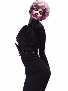 A_Woman_In_Full_(9).thumb.jpg.d70bcbe878051ac3180826f6df1e154b.jpg