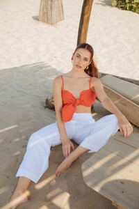 CROP-TOP-MELANIA-PANTALON-NORAH-2-scaled.thumb.jpg.d189d98eab2fed7f3d6f25e9a39e49f0.jpg