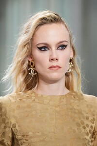 Chanel_dets_062.thumb.jpg.3cf98ea32511584f032d725bc44583dd.jpg
