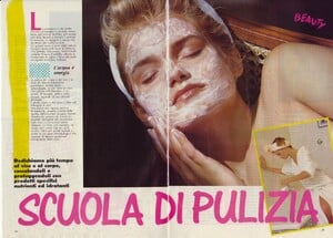 CleoIT100387no11Scuola01.thumb.jpg.17920a639abfd7002b3d55e5e803cf61.jpg
