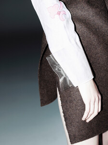 Document-Journal-FW15-Prada-Julia-Nobis-by-Willy-Vanderperre-12.thumb.jpg.7be86c5f838bad7ebc8fa1d54b19ba3d.jpg