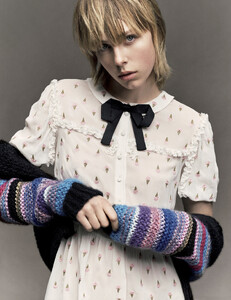 Edie_17.thumb.jpg.a7198864a56dcb40b7e50ef7fc267edd.jpg