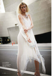 Elle-USA-March-2013-446.thumb.jpg.87368a9e31bd820c9c874f56bf09b9a1.jpg