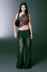 GIA14071_NARAE_TOP_BLACK_STYLE_UP_FRONT_1.jpg