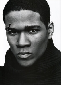 Stealth-by-Nathaniel-Goldberg-for-GQ-Style-UK-1.thumb.jpg.7fdc15572fa1ad5216e624955a7ceeda.jpg