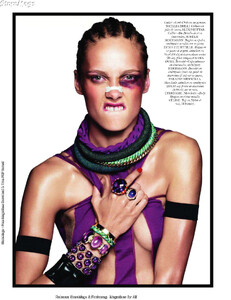 Vogue_France_2011-02-112.thumb.jpg.7fc9ca071b722a1e19cc7a6dbe6c9113.jpg