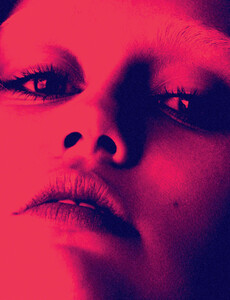 W_Magazine_2014-03_05.thumb.jpg.215239204737424bbf1786459a44f106.jpg