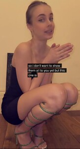 Xenia-Tchoumitcheva-Feet-7066100.thumb.jpg.e9642aee961bbc4ed7367b2d8eddc3fb.jpg