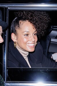 alicia-keys-leaves-harry-belafonte-s-95th-birthday-celebration-in-new-york-03-01-2022-3.jpg