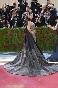 alicia-keys-met-gala-2022-0.jpg