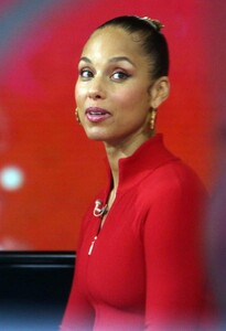 alicia-keys-nbc-s-today-show-in-new-york-12-06-2022-6.jpg