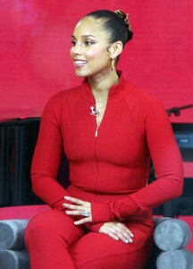 alicia-keys-nbc-s-today-show-in-new-york-12-06-2022-9.jpg