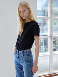amalie-schmidt-48318-scaled.jpg