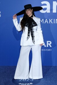 ashley-graham-at-29th-annual-amfar-gala-in-cannes-05-25-2023-3.jpg