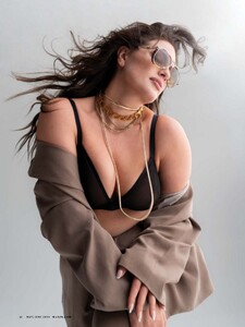 ashley-graham-in-maxim-hot-100-may-june-2023-2.jpg