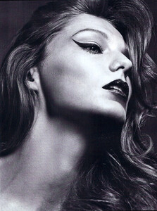 beauty_04.thumb.jpg.ea355f3a258e126f82a7566cae82b028.jpg