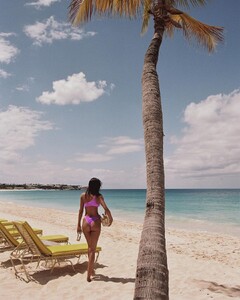bikinilovers_346134140_620462393292711_3393393603018032648_n.jpg