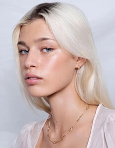 blossom-earrings-22k-gold-plated-with-rose-quartz-zoezme317rqg-0831969001682643751.jpg