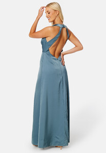bubbleroom-occasion-naime-gown_1.jpg