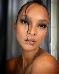 cgonzalezbeauty_349036367_231873949554266_2148889599619445294_n.jpg