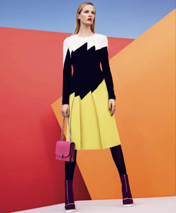 daria-strokous-by-nathaniel-goldberg-for-harpers-bazaar-us-september-2014-8.thumb.png.2922cd03975b207e962568745969025d.png