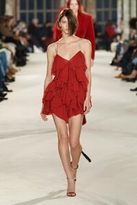 defile-alexandre-vauthier-printemps-ete-2022-paris-look-32.thumb.jpg.798f44ab7c5b7c580e2e164cb20a5256.jpg
