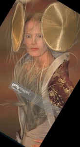 f97givenchyHC--pl--1e.thumb.jpg.53dda2ee1828c7a7d33ebe552a167fa6.jpg