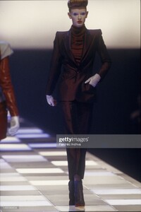 f98givenchy-.jpg