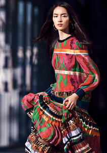 fei-fei-sun-by-nathaniel-goldberg-for-vogue-china-march-2015-7.thumb.jpg.515281ae22670923c4a6b70984e1b0d0.jpg