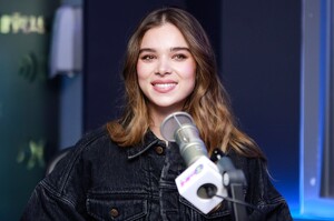 hailee-18b490f8ad866b0beb.jpg