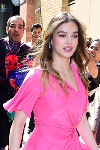 hailee-19b36d9659c6f8d75.jpg