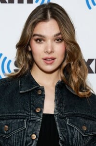 hailee-8a3c64b0c8f68caa5.jpg