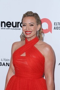 hilary-duff-at-elton-john-aids-foundation-s-31st-annual-academy-awards-viewing-party-in-west-hollywood-03-12-2023-2.jpg