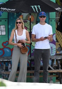 ivanka-trump-and-jared-kushner-celebrate-their-son-theodore-s-seventh-birthday-at-a-skateboard-park-in-miami-03-26-2023-6.jpg