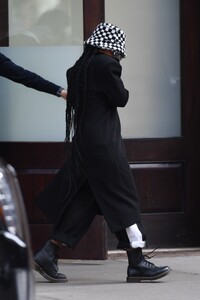 janelle-monae-keeps-a-low-profile-leaves-greenwich-hotel-in-new-york-03-22-2023-1.jpg