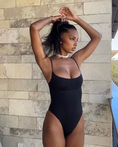 jastookes_347413168_3286201491632877_3714123932529605995_n.jpg